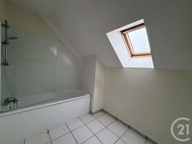 maison à louer - 5 pièces - 118.0 m2 - POISVILLIERS - 28 - CENTRE - Century 21 Maitrejean Immobilier