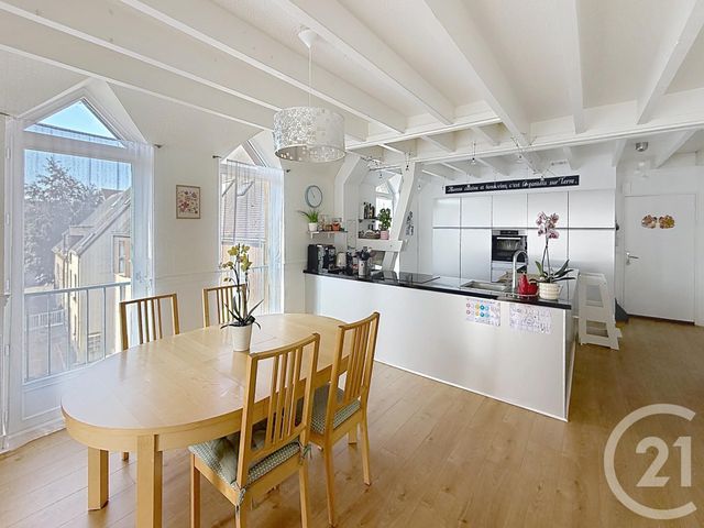 Appartement F4 à vendre - 4 pièces - 104.71 m2 - CHARTRES - 28 - CENTRE - Century 21 Maitrejean Immobilier
