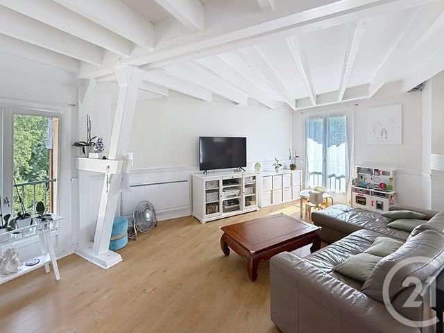 Appartement F4 à vendre - 4 pièces - 104.71 m2 - CHARTRES - 28 - CENTRE - Century 21 Maitrejean Immobilier