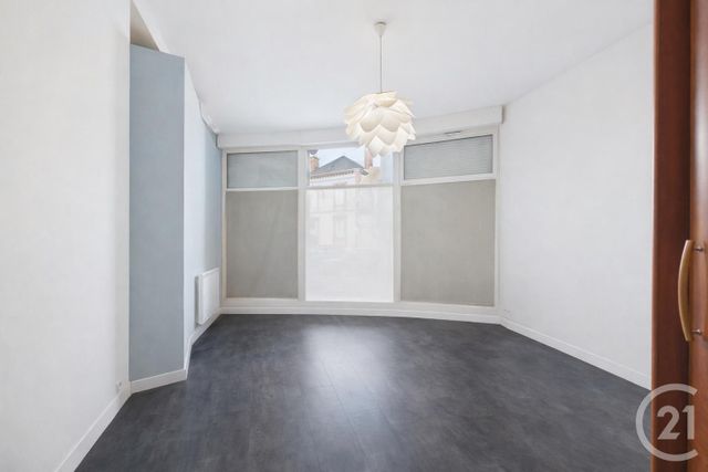 Appartement Loft à vendre - 4 pièces - 150.0 m2 - MAINVILLIERS - 28 - CENTRE - Century 21 Maitrejean Immobilier