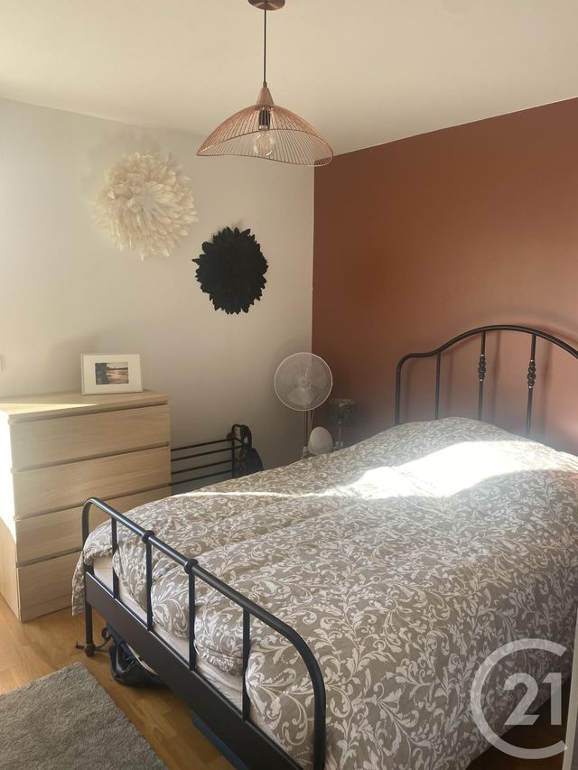 Appartement F2 à louer - 2 pièces - 45.0 m2 - CHARTRES - 28 - CENTRE - Century 21 Maitrejean Immobilier