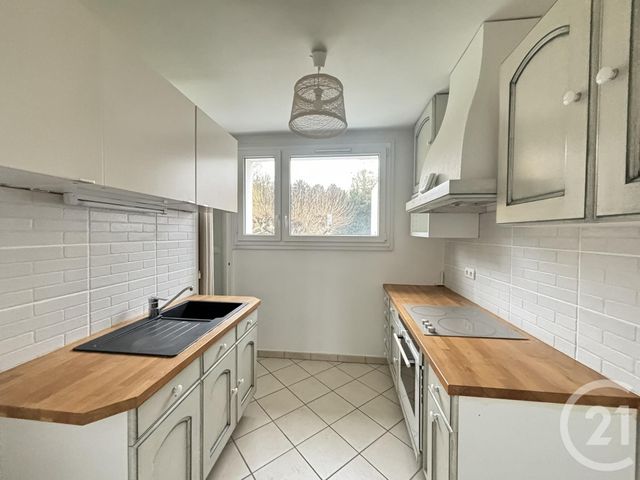 Appartement F2 à louer - 2 pièces - 51.89 m2 - CHARTRES - 28 - CENTRE - Century 21 Maitrejean Immobilier