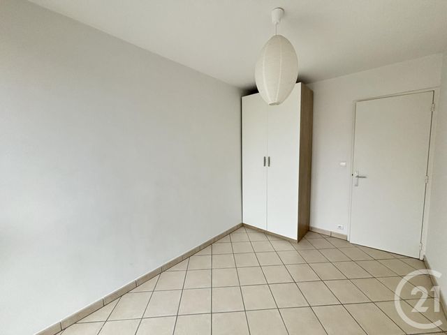 Appartement F2 à louer - 2 pièces - 51.89 m2 - CHARTRES - 28 - CENTRE - Century 21 Maitrejean Immobilier