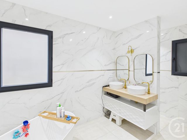 maison à vendre - 6 pièces - 170.0 m2 - CHARTRES - 28 - CENTRE - Century 21 Maitrejean Immobilier