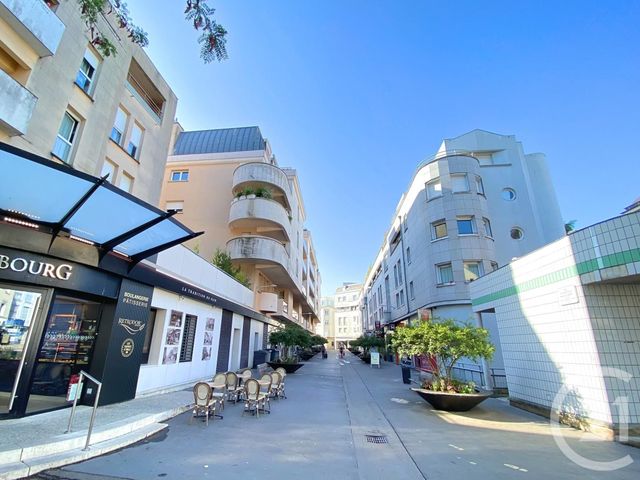 Appartement F3 à louer - 3 pièces - 62.76 m2 - CHARTRES - 28 - CENTRE - Century 21 Maitrejean Immobilier