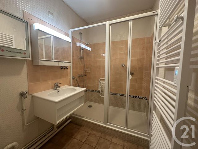Appartement F3 à louer - 3 pièces - 62.76 m2 - CHARTRES - 28 - CENTRE - Century 21 Maitrejean Immobilier