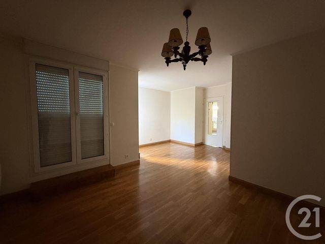 Appartement F3 à louer - 3 pièces - 62.76 m2 - CHARTRES - 28 - CENTRE - Century 21 Maitrejean Immobilier