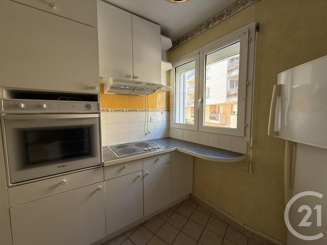 Appartement F3 à louer - 3 pièces - 62.76 m2 - CHARTRES - 28 - CENTRE - Century 21 Maitrejean Immobilier