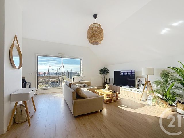 Appartement T3 à vendre - 3 pièces - 72.75 m2 - CHARTRES - 28 - CENTRE - Century 21 Maitrejean Immobilier