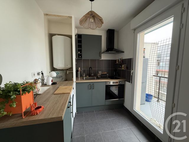 Appartement F1 à louer - 1 pièce - 28.34 m2 - LUCE - 28 - CENTRE - Century 21 Maitrejean Immobilier