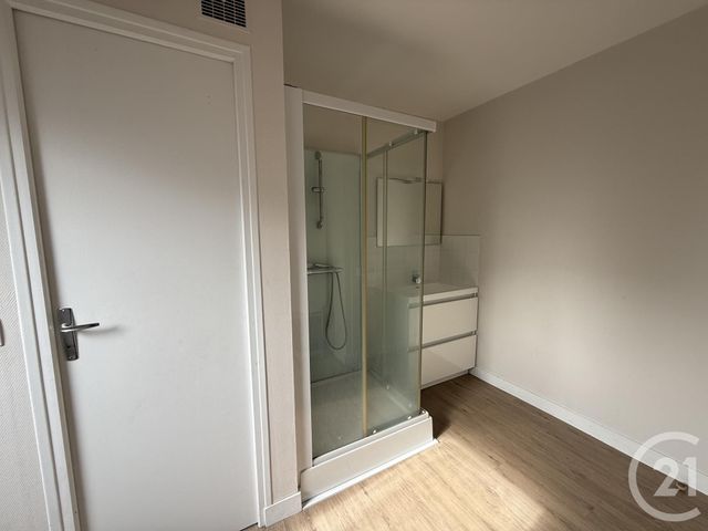 Appartement F2 à louer - 2 pièces - 31.86 m2 - CHARTRES - 28 - CENTRE - Century 21 Maitrejean Immobilier