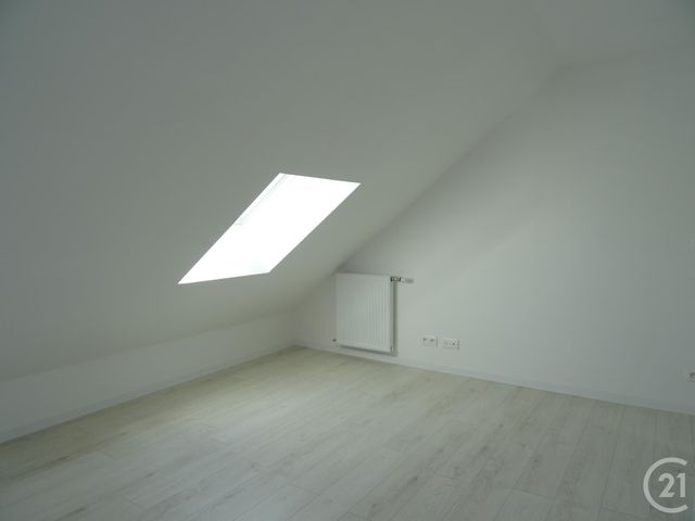 maison à louer - 4 pièces - 88.9 m2 - CHARTRES - 28 - CENTRE - Century 21 Maitrejean Immobilier