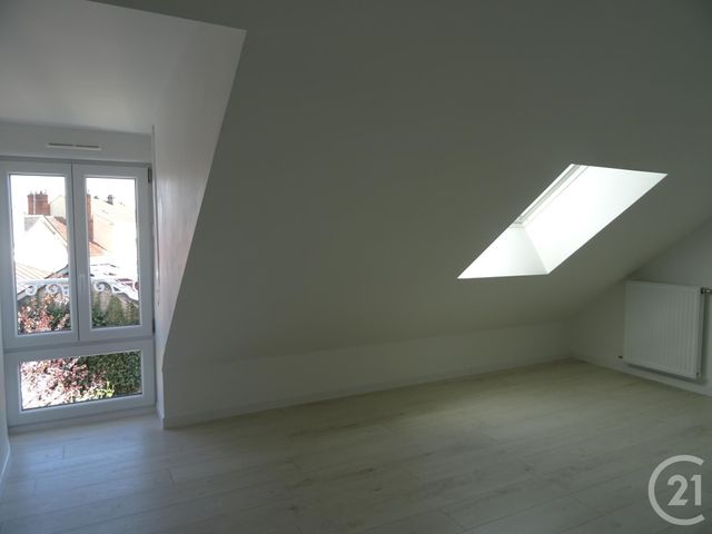 maison à louer - 4 pièces - 88.9 m2 - CHARTRES - 28 - CENTRE - Century 21 Maitrejean Immobilier