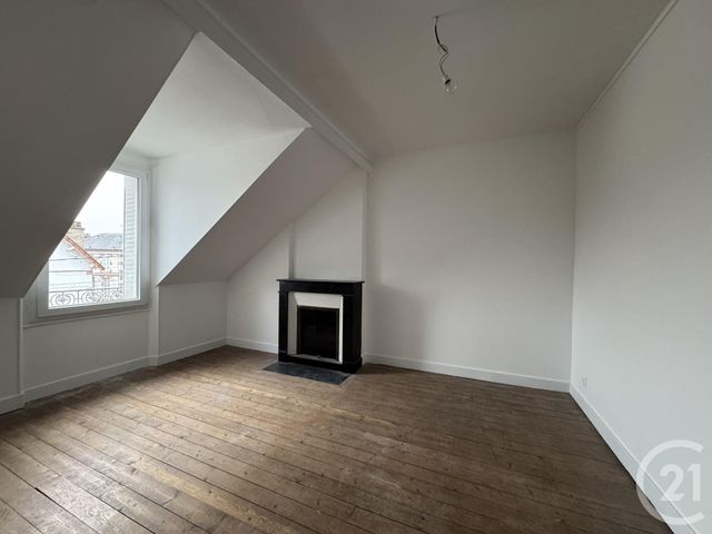 maison à louer - 6 pièces - 129.8 m2 - CHARTRES - 28 - CENTRE - Century 21 Maitrejean Immobilier