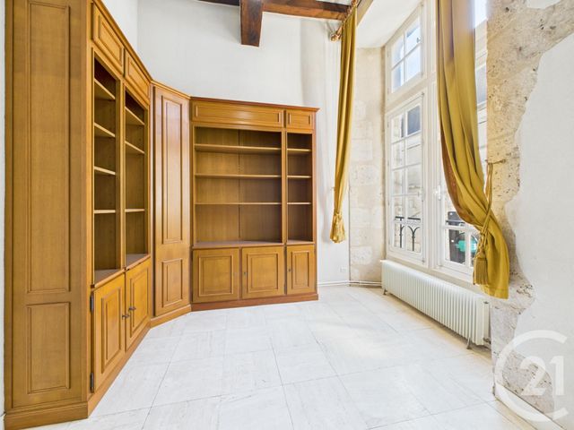 Appartement T3 à louer - 3 pièces - 75.91 m2 - CHARTRES - 28 - CENTRE - Century 21 Maitrejean Immobilier