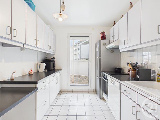 Appartement F4 à vendre - 4 pièces - 106.97 m2 - CHARTRES - 28 - CENTRE - Century 21 Maitrejean Immobilier