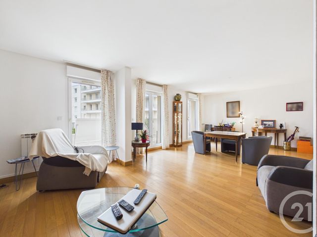 Appartement F4 à vendre - 4 pièces - 106.97 m2 - CHARTRES - 28 - CENTRE - Century 21 Maitrejean Immobilier