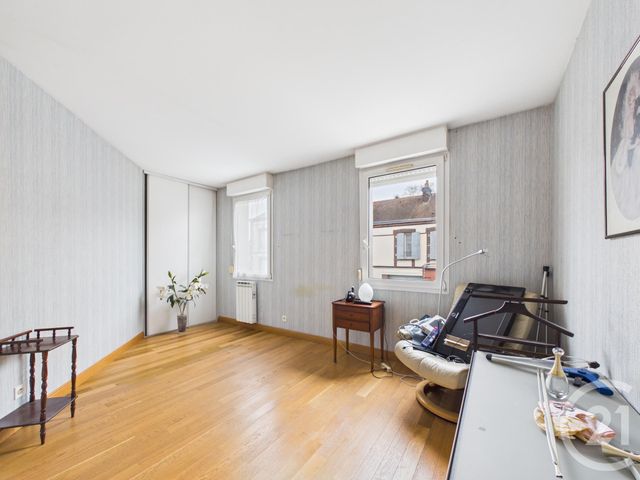 Appartement F4 à vendre - 4 pièces - 106.97 m2 - CHARTRES - 28 - CENTRE - Century 21 Maitrejean Immobilier