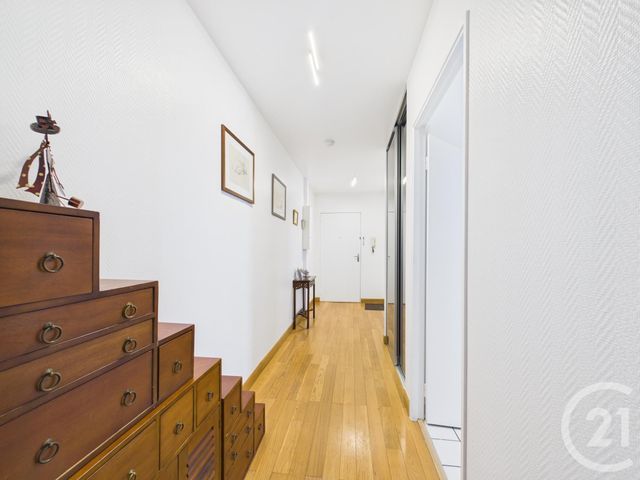 Appartement F4 à vendre - 4 pièces - 106.97 m2 - CHARTRES - 28 - CENTRE - Century 21 Maitrejean Immobilier