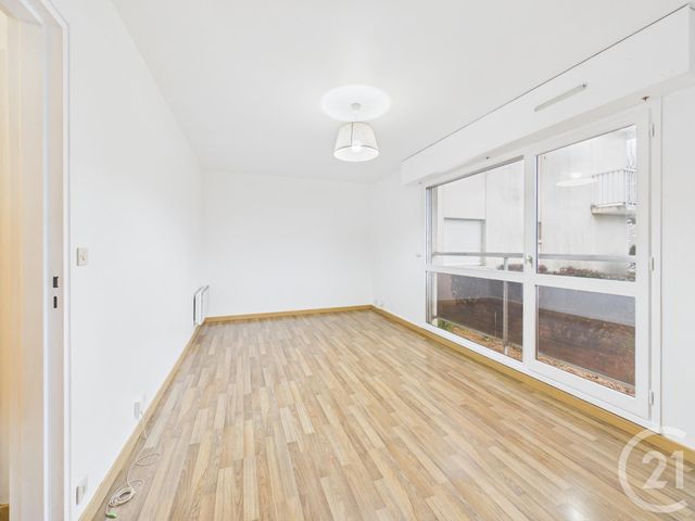 Appartement F2 à vendre - 2 pièces - 54.46 m2 - CHARTRES - 28 - CENTRE - Century 21 Maitrejean Immobilier