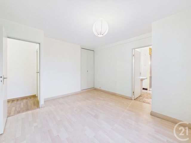 Appartement F2 à vendre - 2 pièces - 54.46 m2 - CHARTRES - 28 - CENTRE - Century 21 Maitrejean Immobilier