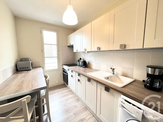 Appartement T2 à louer - 2 pièces - 43.26 m2 - CHARTRES - 28 - CENTRE - Century 21 Maitrejean Immobilier