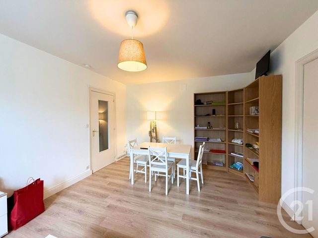 Appartement T2 à louer - 2 pièces - 43.26 m2 - CHARTRES - 28 - CENTRE - Century 21 Maitrejean Immobilier