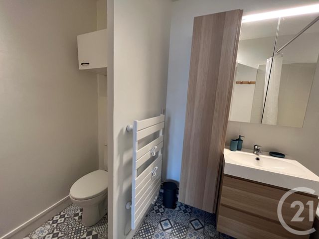 Appartement T2 à louer - 2 pièces - 43.26 m2 - CHARTRES - 28 - CENTRE - Century 21 Maitrejean Immobilier