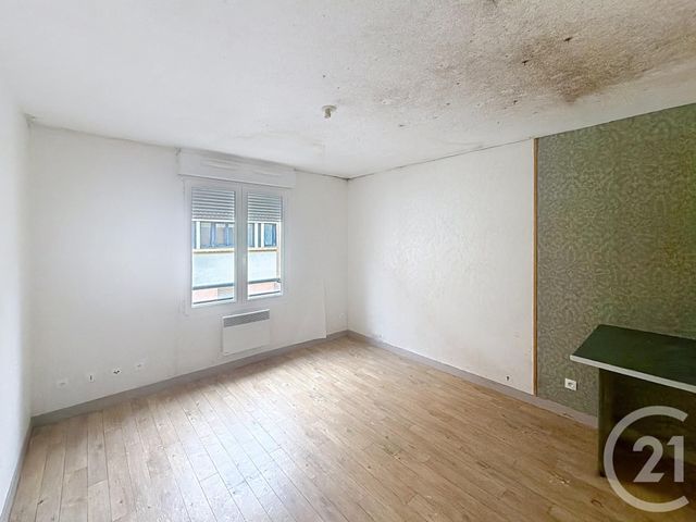 Appartement T1 à vendre - 1 pièce - 26.0 m2 - CHARTRES - 28 - CENTRE - Century 21 Maitrejean Immobilier