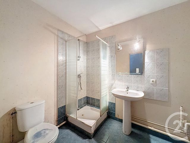 Appartement T1 à vendre - 1 pièce - 26.0 m2 - CHARTRES - 28 - CENTRE - Century 21 Maitrejean Immobilier