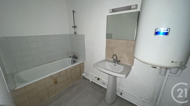 Appartement F2 à louer - 2 pièces - 45.91 m2 - CHARTRES - 28 - CENTRE - Century 21 Maitrejean Immobilier