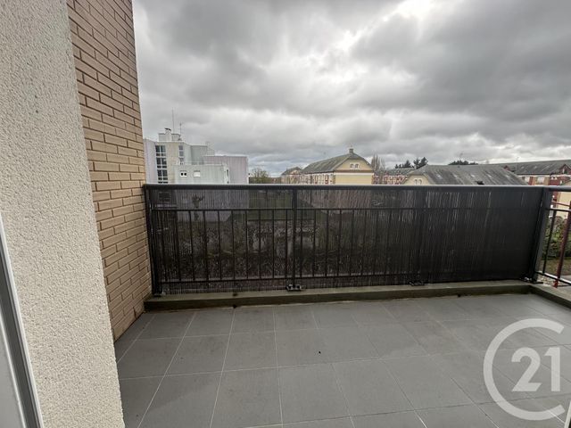 Appartement T2 à louer - 2 pièces - 40.47 m2 - CHARTRES - 28 - CENTRE - Century 21 Maitrejean Immobilier