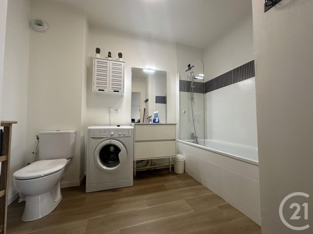 Appartement T2 à louer - 2 pièces - 40.47 m2 - CHARTRES - 28 - CENTRE - Century 21 Maitrejean Immobilier