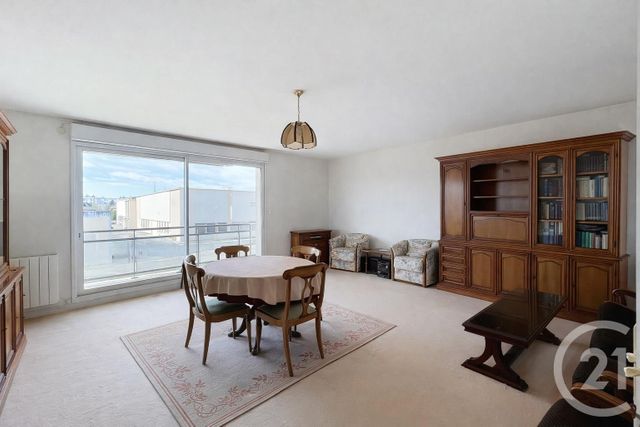 Appartement F3 à vendre - 3 pièces - 82.28 m2 - CHARTRES - 28 - CENTRE - Century 21 Maitrejean Immobilier