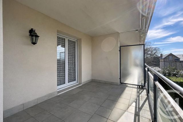 Appartement F3 à vendre - 3 pièces - 82.28 m2 - CHARTRES - 28 - CENTRE - Century 21 Maitrejean Immobilier