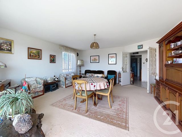 Appartement F3 à vendre - 3 pièces - 82.28 m2 - CHARTRES - 28 - CENTRE - Century 21 Maitrejean Immobilier