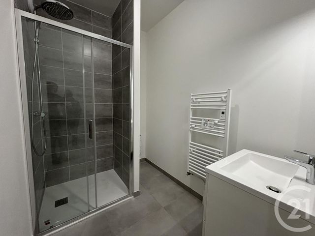 Appartement F5 à louer - 5 pièces - 122.57 m2 - CHARTRES - 28 - CENTRE - Century 21 Maitrejean Immobilier