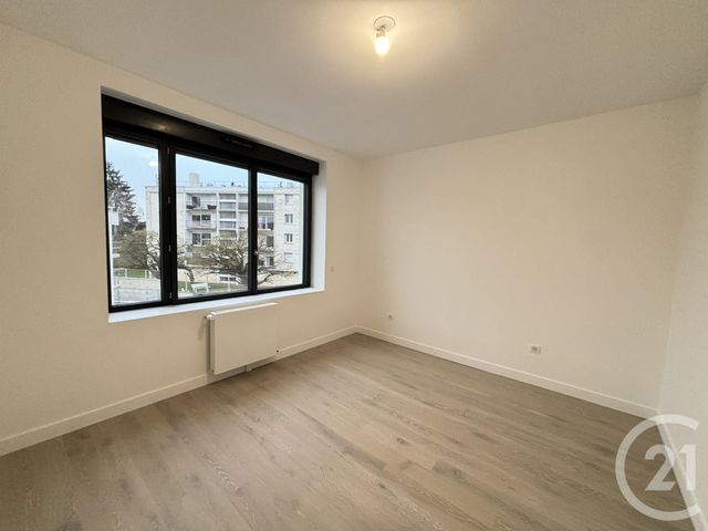 Appartement F5 à louer - 5 pièces - 122.57 m2 - CHARTRES - 28 - CENTRE - Century 21 Maitrejean Immobilier