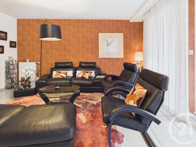 Appartement F4 à vendre - 4 pièces - 104.0 m2 - CHARTRES - 28 - CENTRE - Century 21 Maitrejean Immobilier