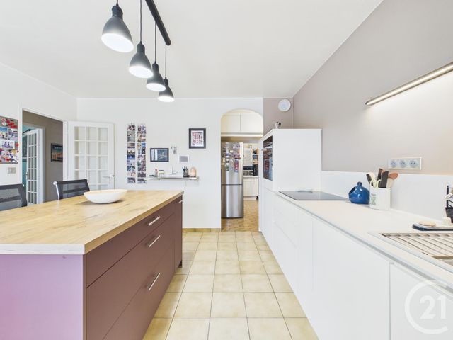 maison à vendre - 7 pièces - 157.3 m2 - CHARTRES - 28 - CENTRE - Century 21 Maitrejean Immobilier