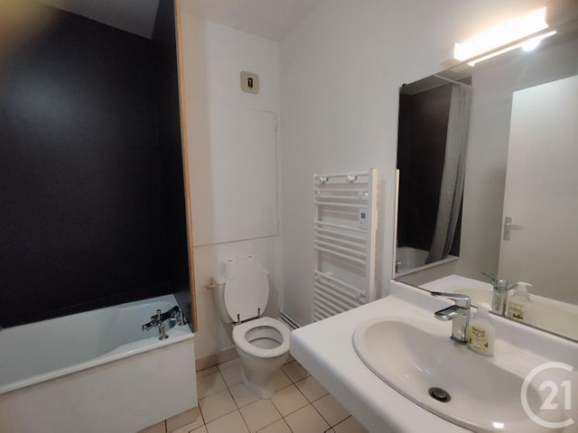 Appartement F1 à louer - 1 pièce - 29.12 m2 - CHARTRES - 28 - CENTRE - Century 21 Maitrejean Immobilier