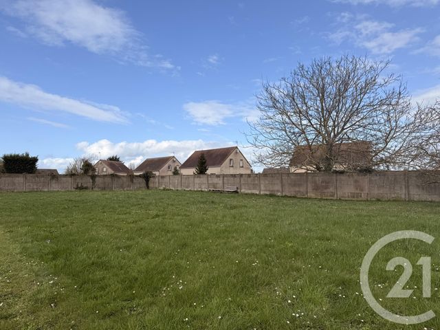 terrain - CHARTRES - 28