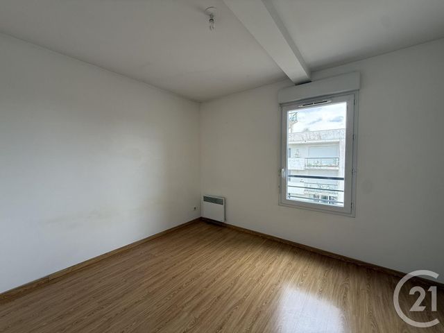 Appartement F3 à louer - 3 pièces - 68.8 m2 - CHARTRES - 28 - CENTRE - Century 21 Maitrejean Immobilier