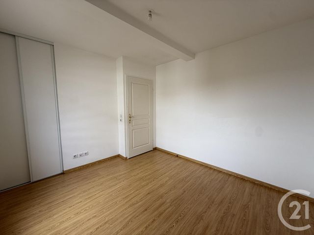 Appartement F3 à louer - 3 pièces - 68.8 m2 - CHARTRES - 28 - CENTRE - Century 21 Maitrejean Immobilier