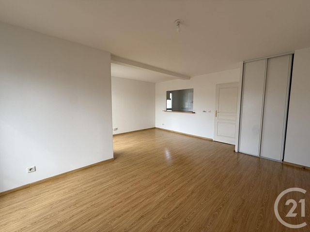 Appartement F3 à louer - 3 pièces - 68.8 m2 - CHARTRES - 28 - CENTRE - Century 21 Maitrejean Immobilier