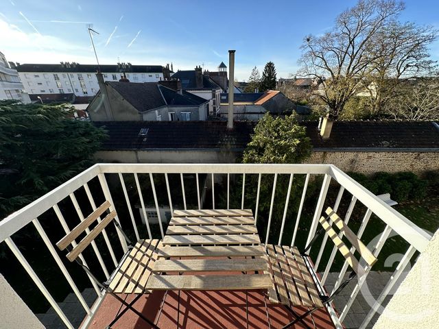 Appartement F2 à louer - 2 pièces - 46.28 m2 - CHARTRES - 28 - CENTRE - Century 21 Maitrejean Immobilier