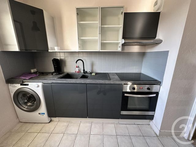 Appartement F2 à louer - 2 pièces - 46.28 m2 - CHARTRES - 28 - CENTRE - Century 21 Maitrejean Immobilier