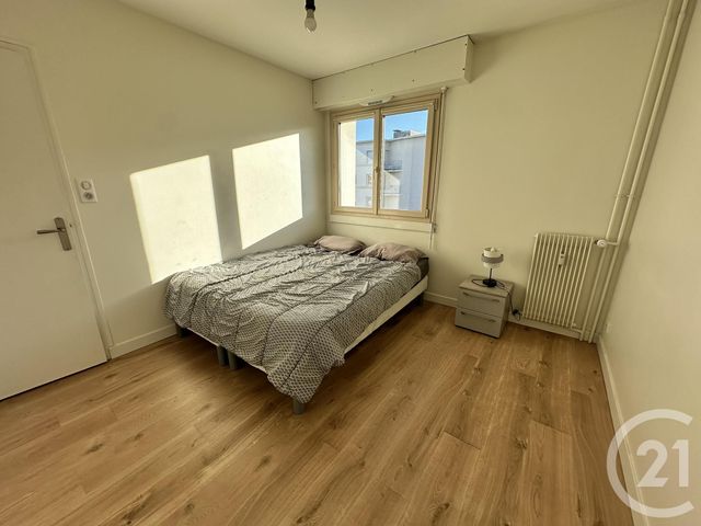 Appartement F2 à louer - 2 pièces - 46.28 m2 - CHARTRES - 28 - CENTRE - Century 21 Maitrejean Immobilier