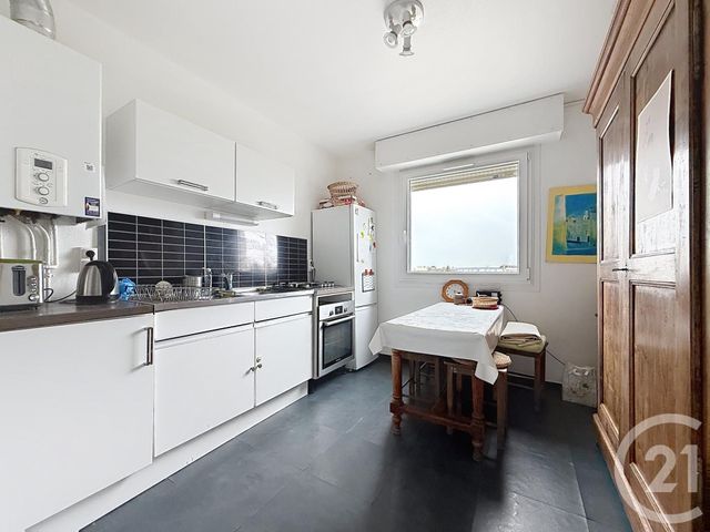 Appartement F4 à vendre - 4 pièces - 87.01 m2 - CHARTRES - 28 - CENTRE - Century 21 Maitrejean Immobilier