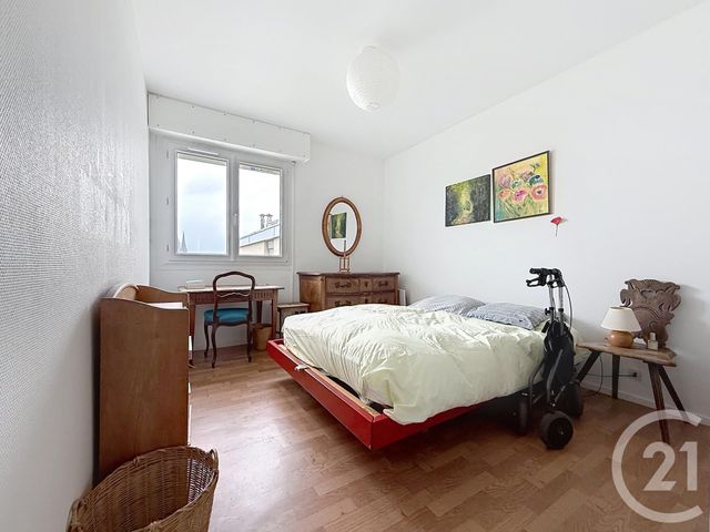 Appartement F4 à vendre - 4 pièces - 87.01 m2 - CHARTRES - 28 - CENTRE - Century 21 Maitrejean Immobilier